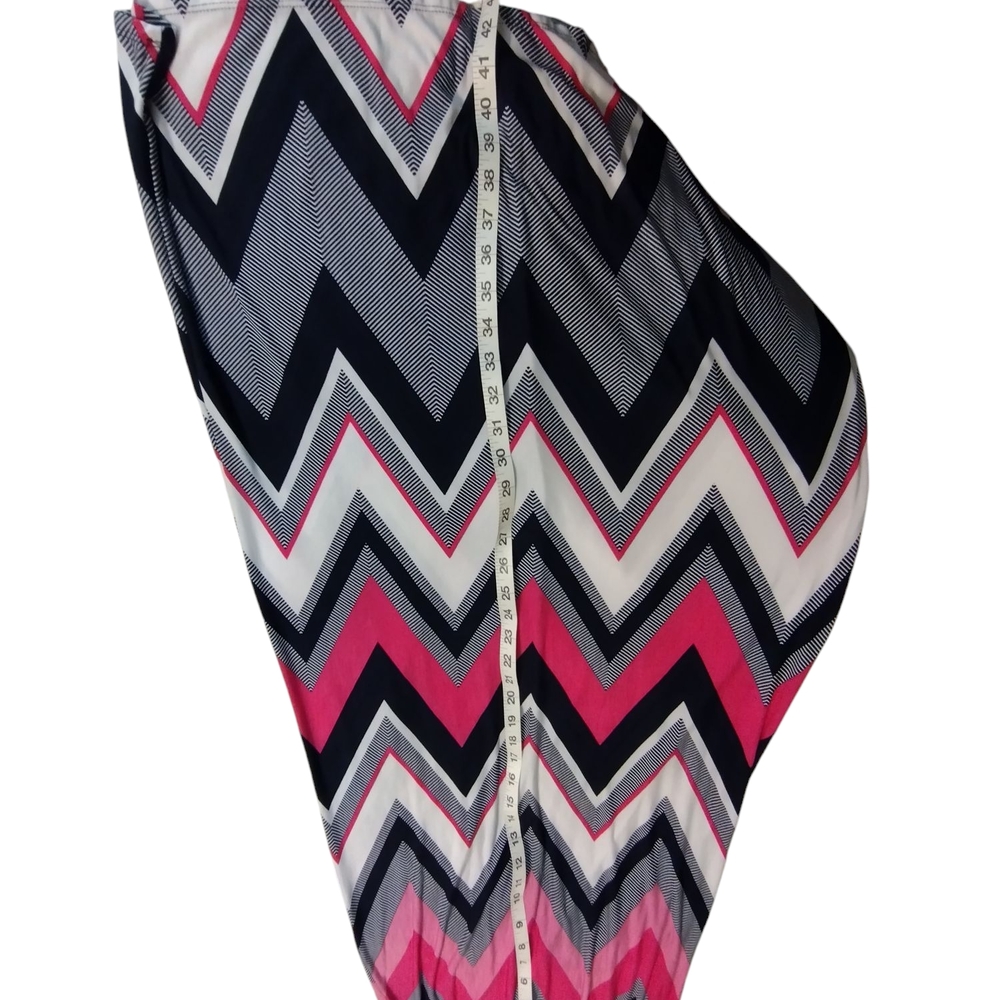 EUC Theee Hearts Fun Vibrant Chevron Maxi Dress - Pink, Dark Blue And White XS - Picture 5 of 5